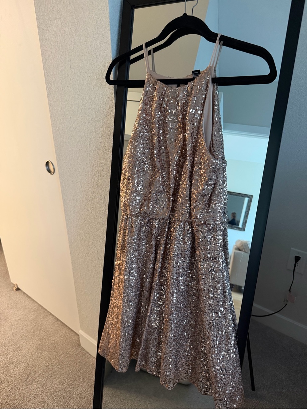 Forever 21 Rose Gold Sequin Party Dress